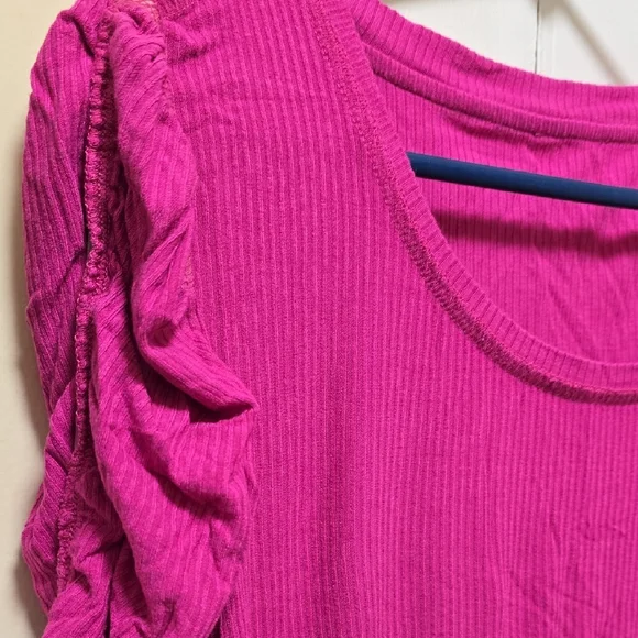Women's Pink Ruched Sleeve Top - Picture 2 of 2